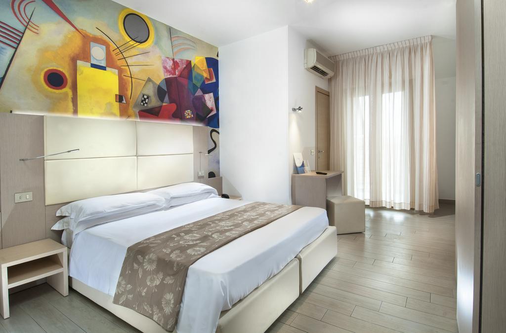 Hotel Europa Cupra Marittima Eksteriør bilde
